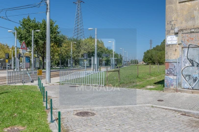 Terreno para Venda em São Mamede de Infesta e Senhora da Hora