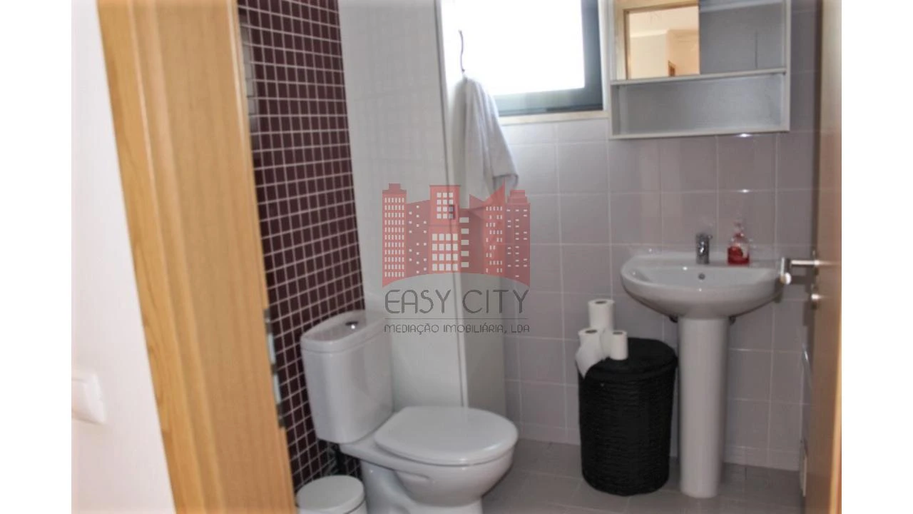 Apartamento T2 para Arrendamento em Loures Foto 15