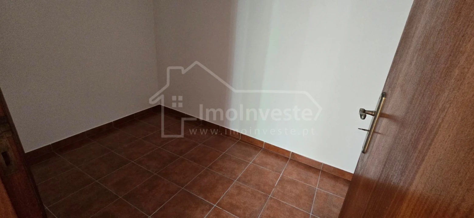 Quinta T2 para Venda em Tinalhas Foto 6