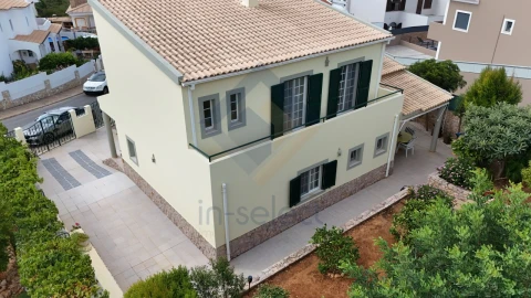 Moradia T3 para Venda em Loule (São Clemente)