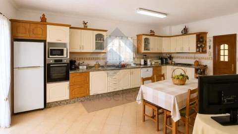 Moradia T3 para Venda em Loule (São Clemente)