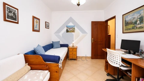 Moradia T3 para Venda em Loule (São Clemente)