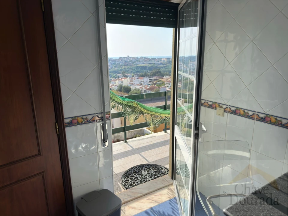 Apartamento T1 para Venda em Santa Clara e Castelo Viegas Foto 2