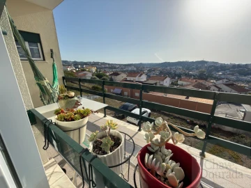 Apartamento T1 para Venda em Santa Clara e Castelo Viegas
