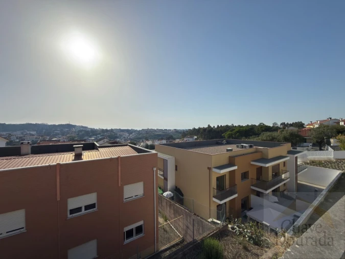 Apartamento T1 para Venda em Santa Clara e Castelo Viegas Foto 4