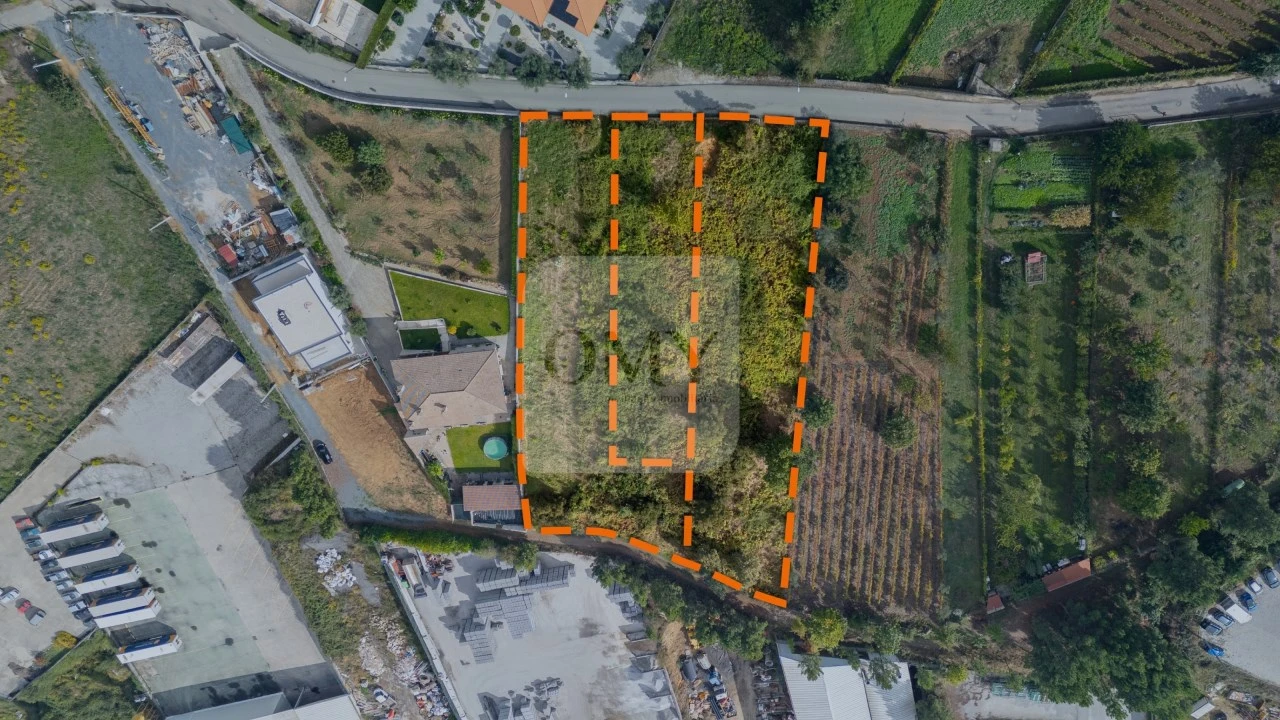 Terreno para Venda em Constantim e Vale de Nogueiras Foto 1