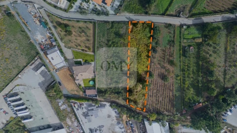 Terreno para Venda em Constantim e Vale de Nogueiras