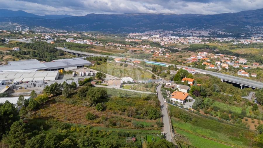Terreno para Venda em Constantim e Vale de Nogueiras Foto 6