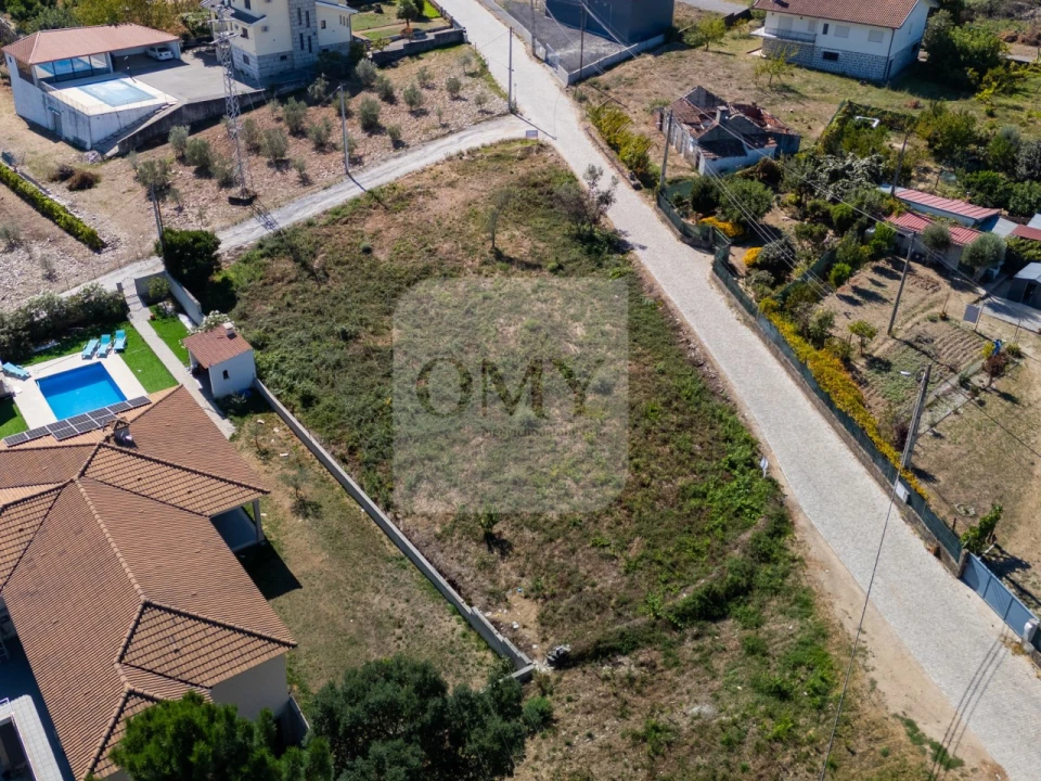Terreno para Venda em Folhadela Foto 3