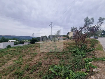Terreno para Venda em Folhadela