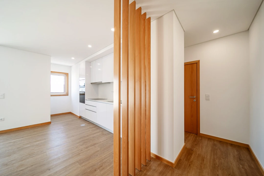 Apartamento T1 para Venda em Oliveira do Douro Foto 3