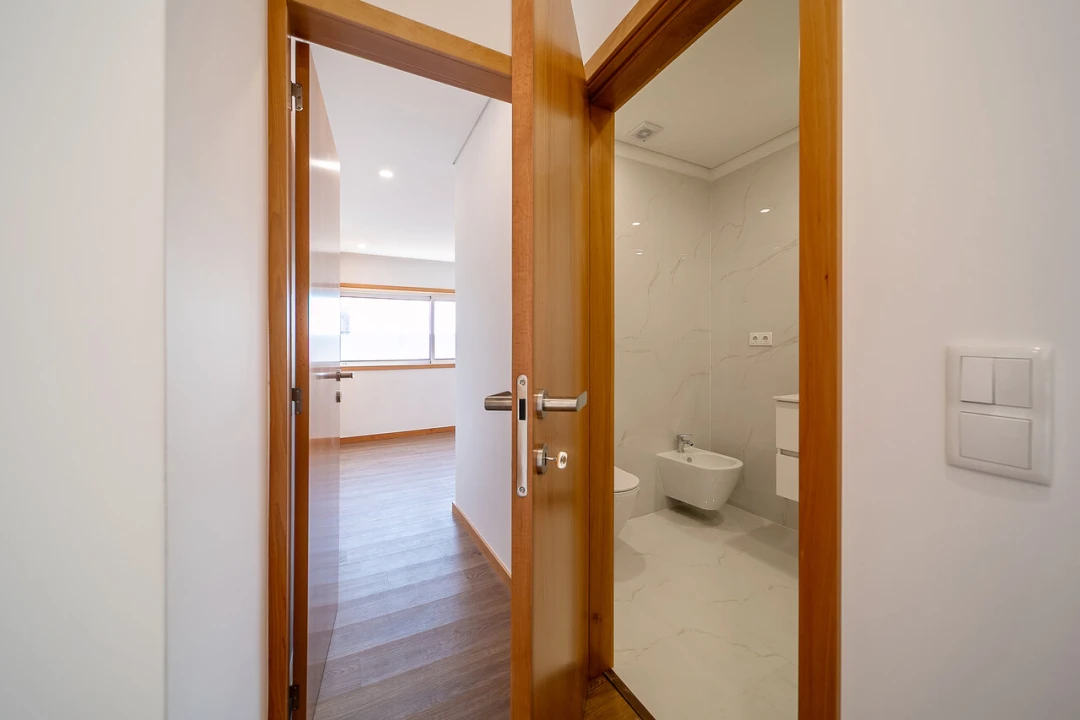 Apartamento T1 para Venda em Oliveira do Douro Foto 25