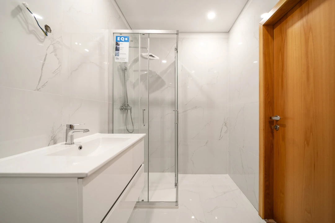 Apartamento T1 para Venda em Oliveira do Douro Foto 27