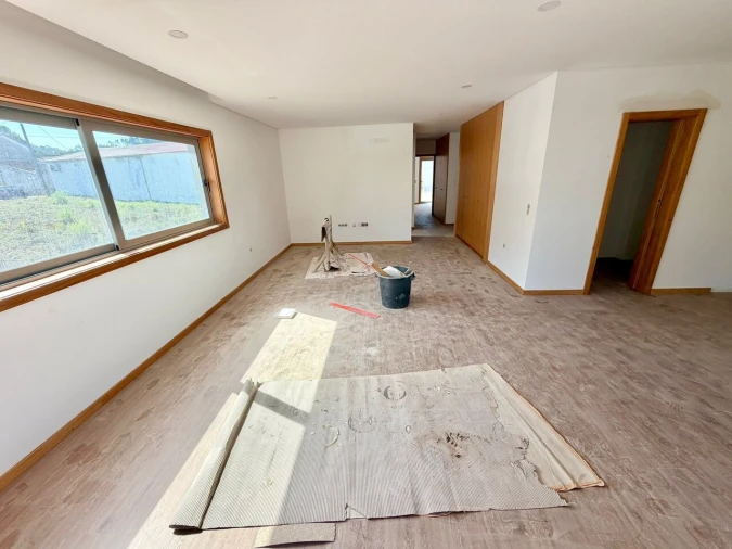 Apartamento T2 para Venda em Nogueira da Regedoura Foto 7