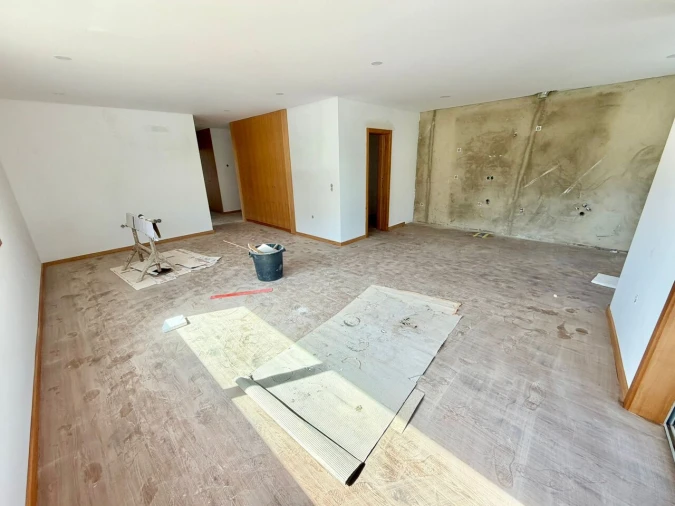 Apartamento T2 para Venda em Nogueira da Regedoura Foto 6