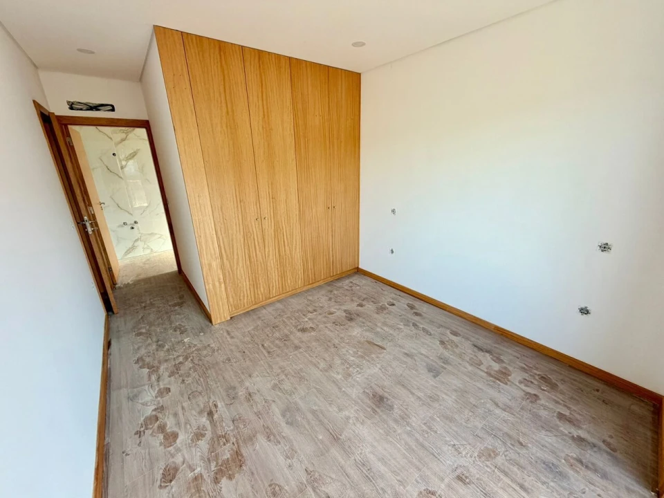 Apartamento T3 para Venda em Nogueira da Regedoura Foto 12