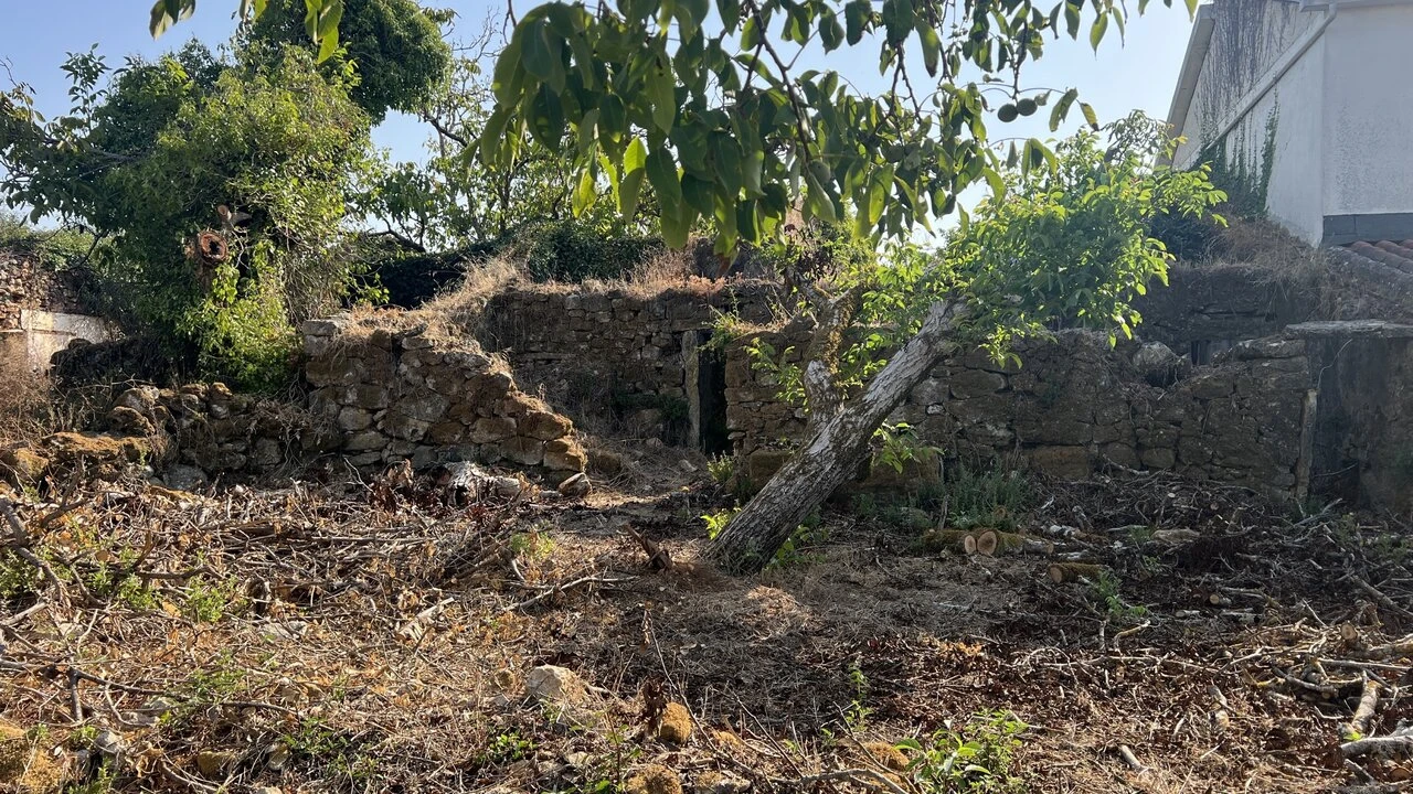 Moradia T7 para Venda em Chãos Foto 11