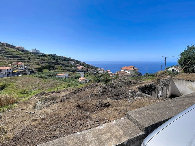 Moradia T3 para Venda em Ribeira Brava Foto 7