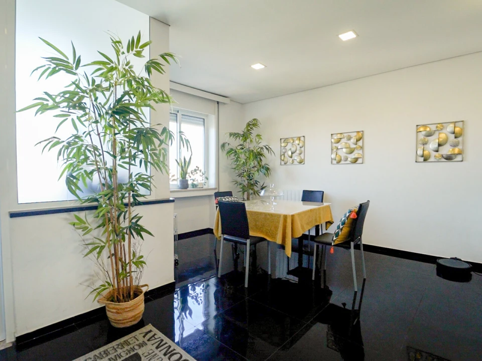 Apartamento T3 para Venda em Ramalde Foto 36