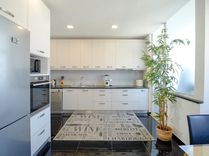 Apartamento T3 para Venda em Ramalde Foto 4