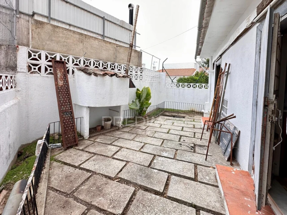 Moradia T0 para Venda em Beato Foto 12