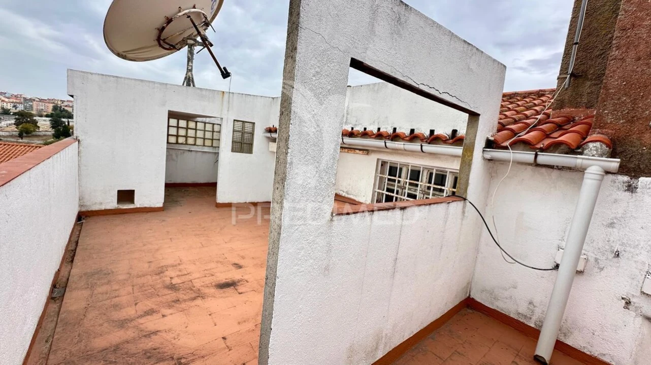 Moradia T0 para Venda em Beato Foto 38