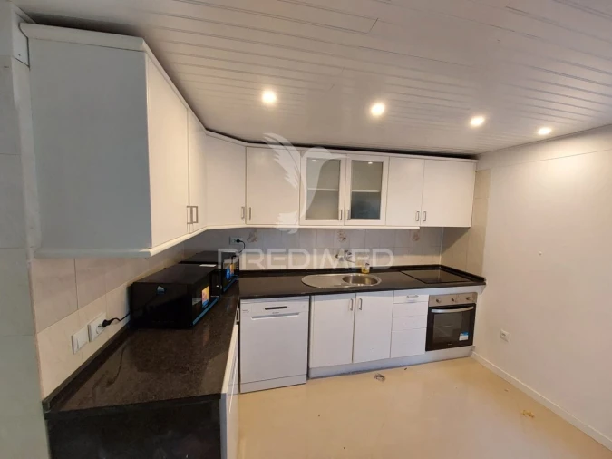 Moradia T9 para Venda em Ajuda Foto 2