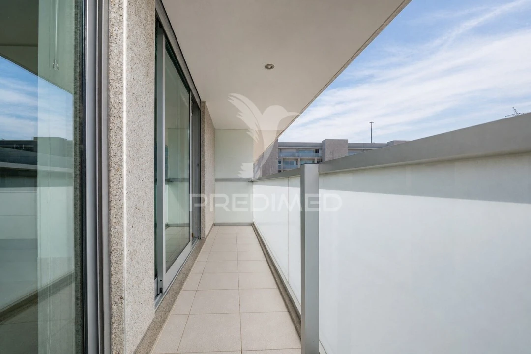 Apartamento T3 para Venda em Serzedelo Foto 14