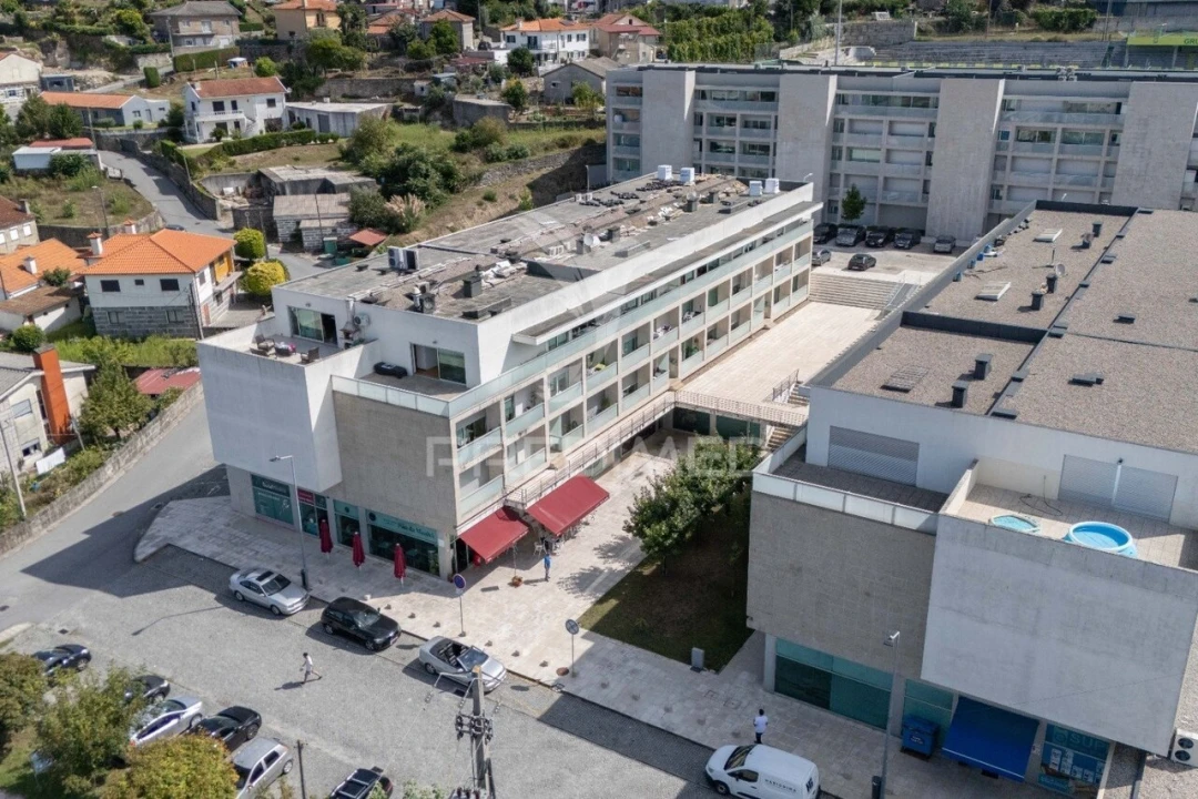 Apartamento T3 para Venda em Serzedelo Foto 31