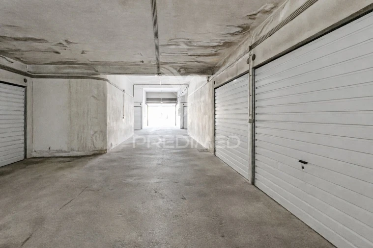 Apartamento T3 para Venda em Serzedelo Foto 29
