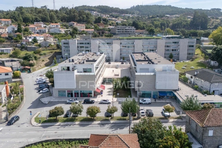 Apartamento T3 para Venda em Serzedelo Foto 33