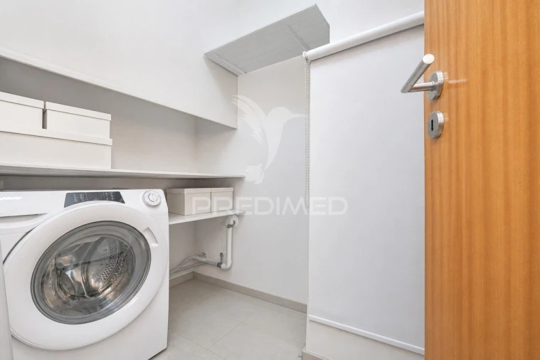 Apartamento T3 para Venda em Serzedelo Foto 13