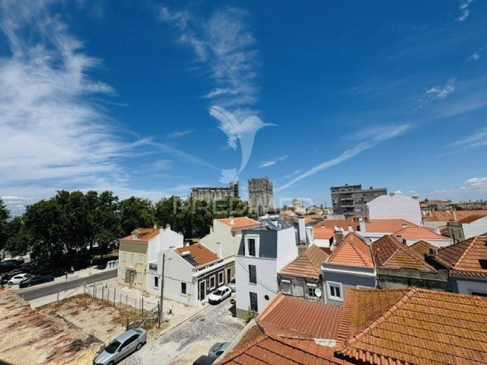Apartamento T1 para Venda em Barreiro e Lavradio Foto 2