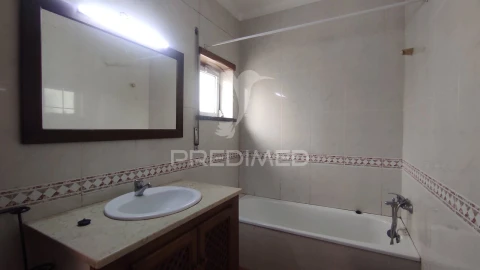 Moradia T1 para Venda em Beringel
