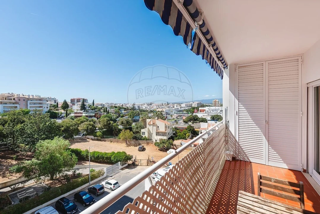 Apartamento T1 para Venda em Portimão Foto 6