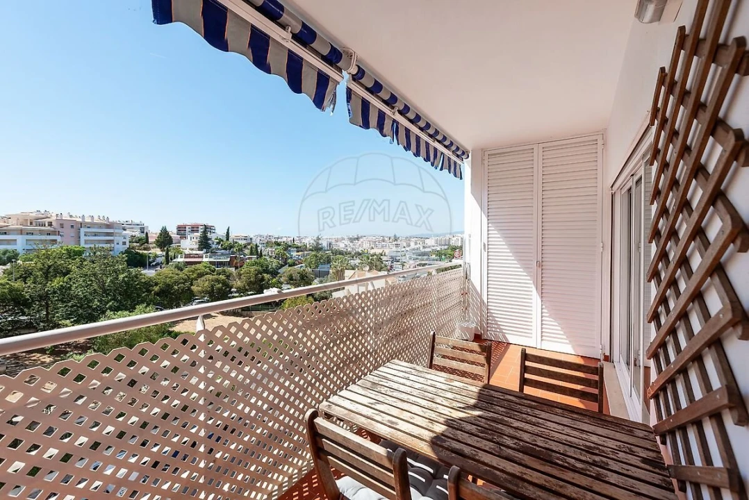 Apartamento T1 para Venda em Portimão Foto 5