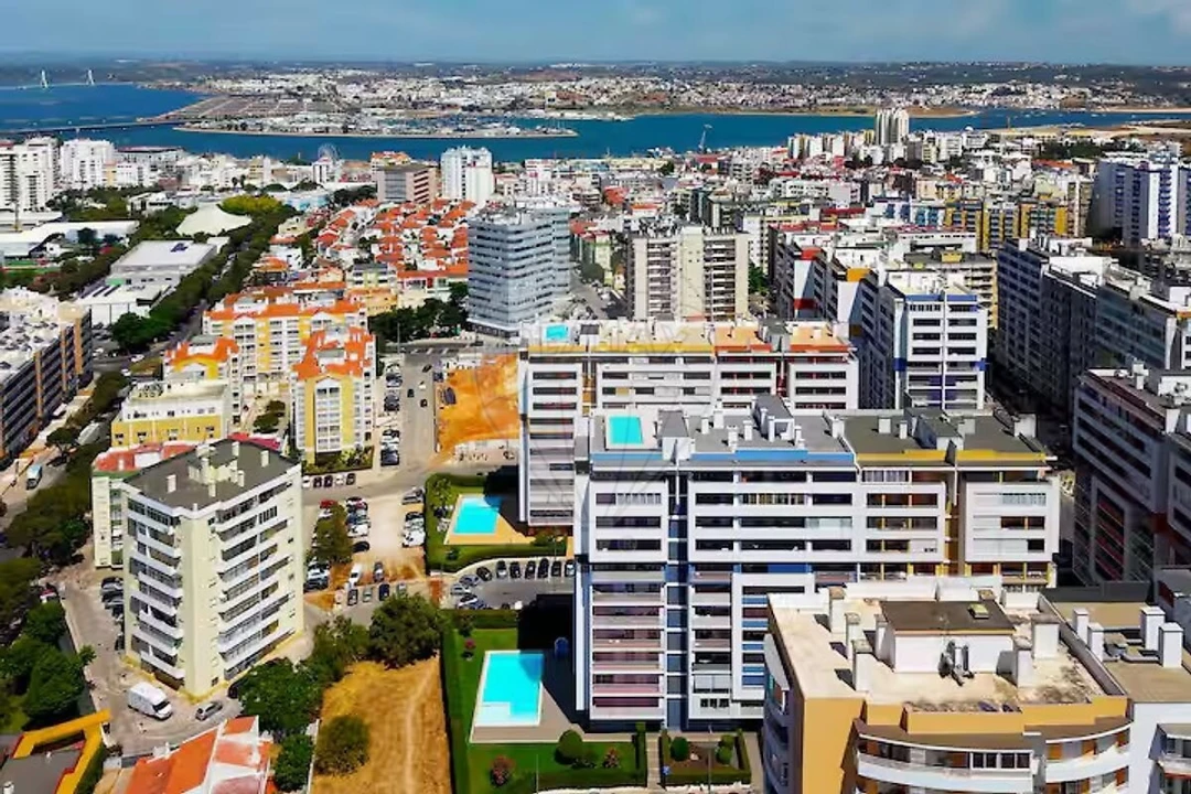 Apartamento T1 para Venda em Portimão Foto 19