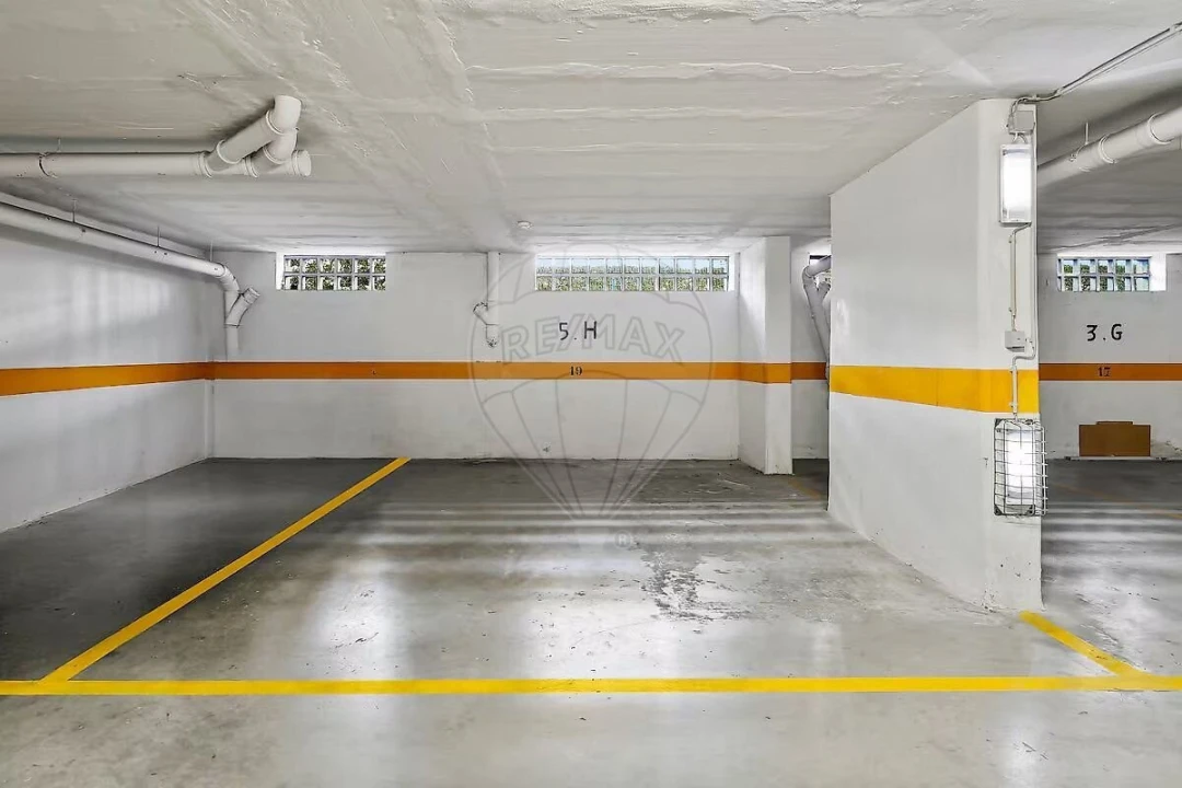 Apartamento T1 para Venda em Portimão Foto 14