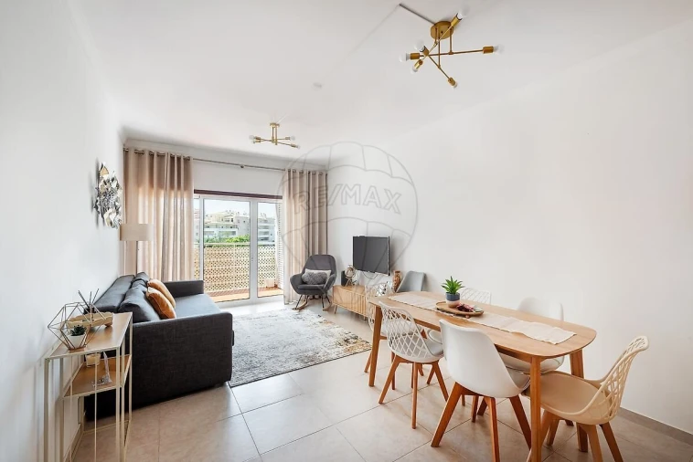 Apartamento T1 para Venda em Portimão Foto 3