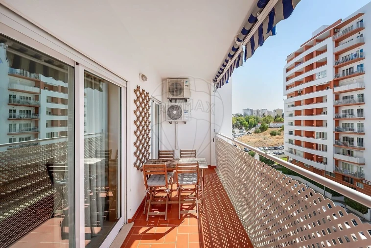 Apartamento T1 para Venda em Portimão Foto 4