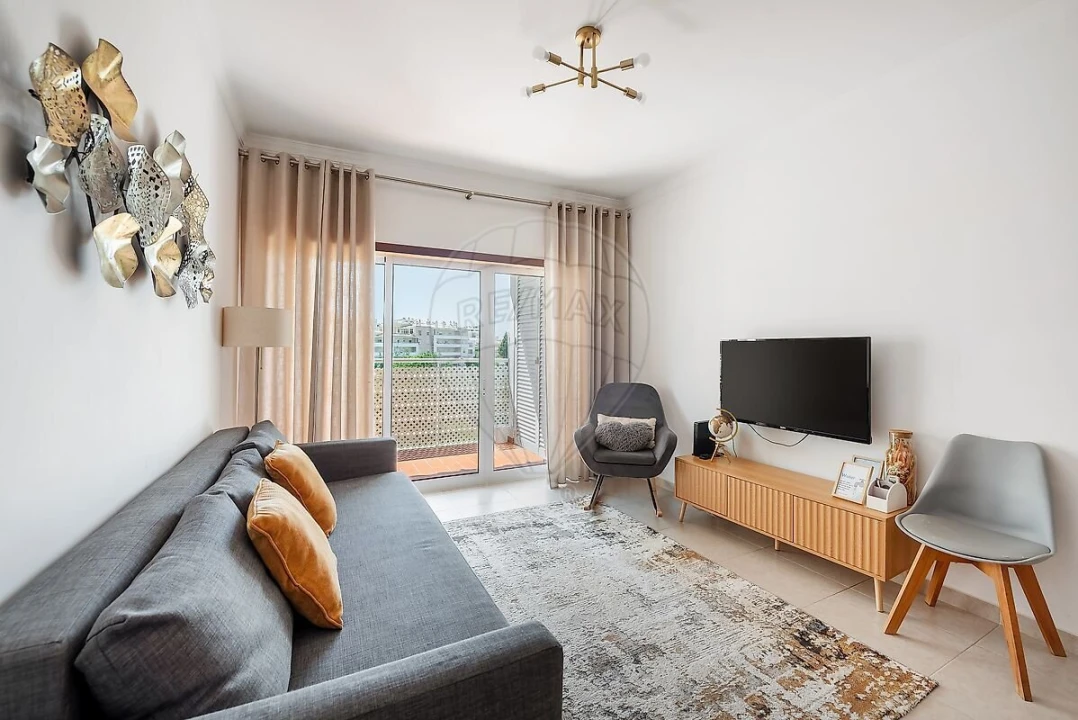 Apartamento T1 para Venda em Portimão Foto 2