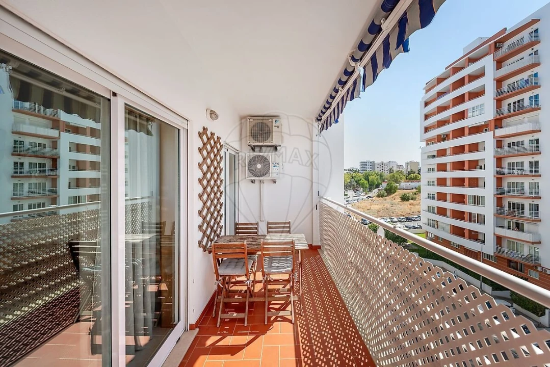Apartamento T1 para Venda em Portimão Foto 4