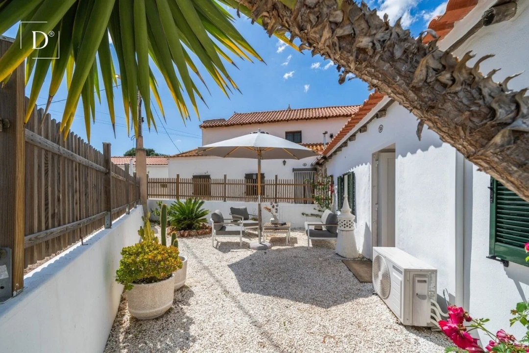 Moradia T2 para Venda em Alte Foto 32