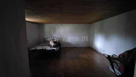 Moradia T4 para Venda em Fatela
