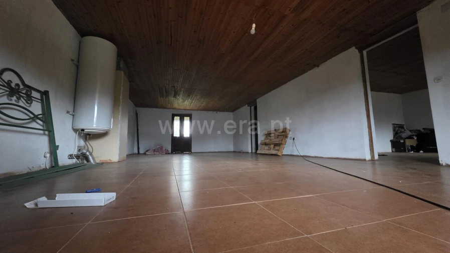 Moradia T4 para Venda em Fatela Foto 13