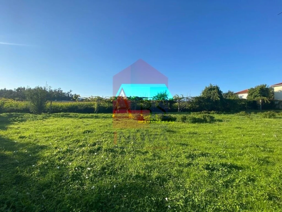 Moradia T3 para Venda em Ucha Foto 27