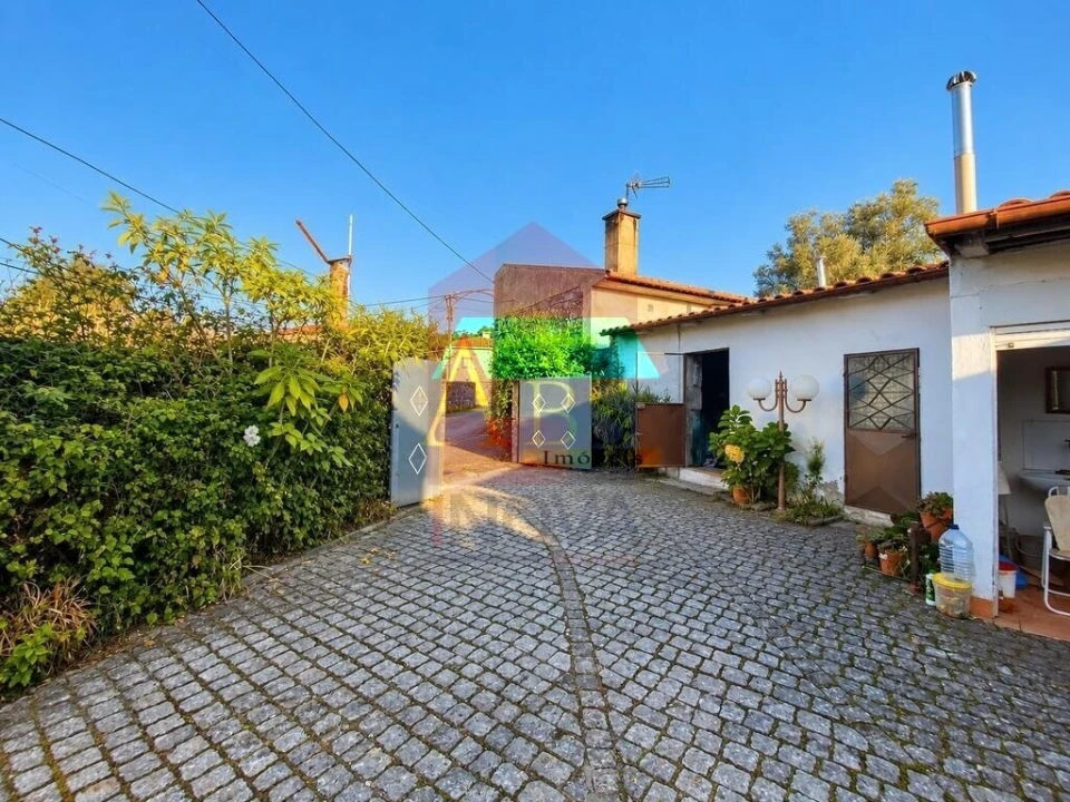 Moradia T3 para Venda em Ucha Foto 23