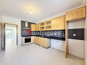 Apartamento T3 para Venda em Pinhal Novo