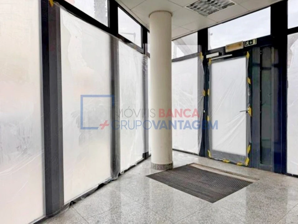 Loja para Venda em Ramada e Caneças Foto 8