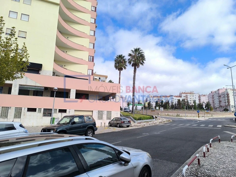 Loja para Venda em Ramada e Caneças Foto 17